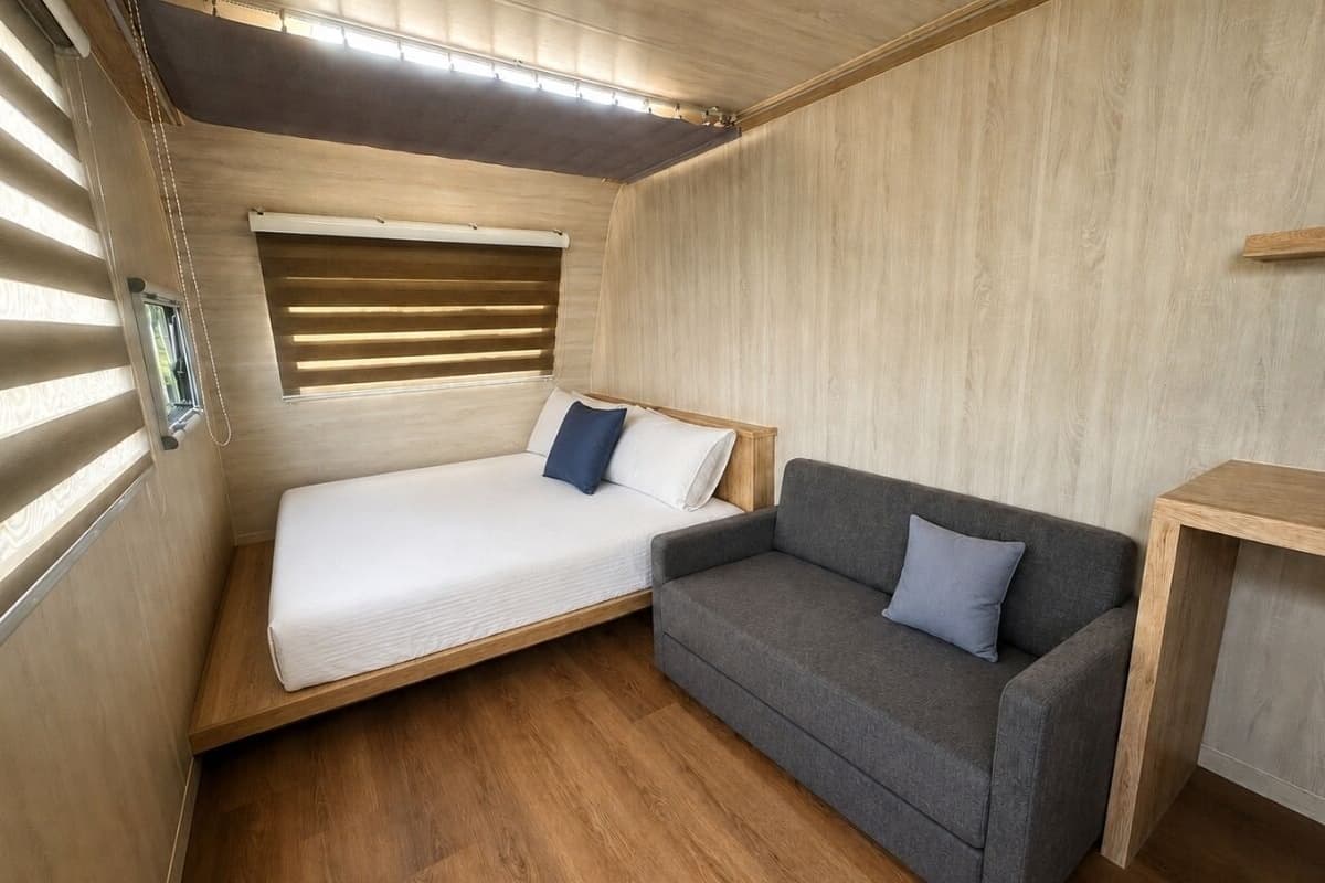 Deluxe Mobile Home, Patio, Mountain View