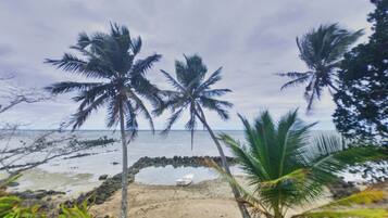 2 Bedroom Beachfront Villa with Pool | Beach