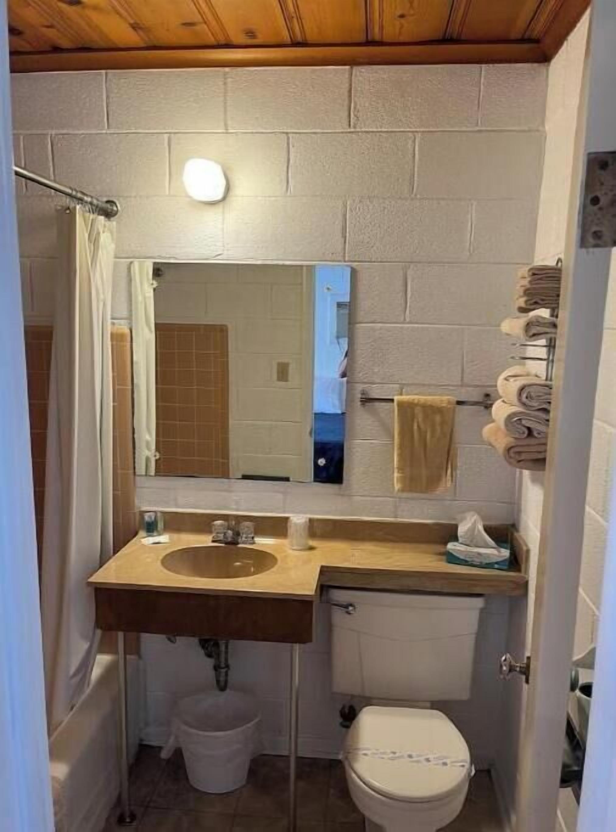 Towels, soap, toilet paper