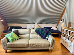 Living area - Off Grid Folly - A Unique Eco Getaway Experience (Nungurner)