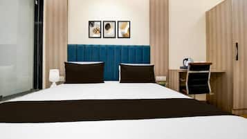 Desk, WiFi (free), bed sheets