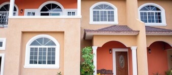  Entire townhouse in Montego Bay, Jamaica