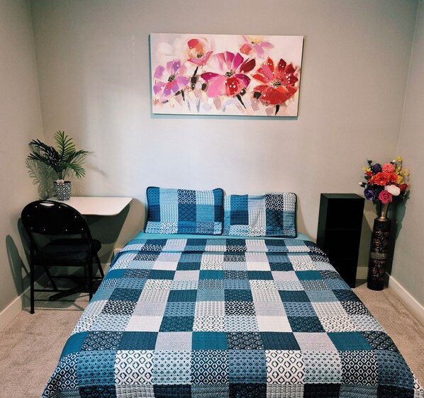 1 bedroom, WiFi (free), bed sheets