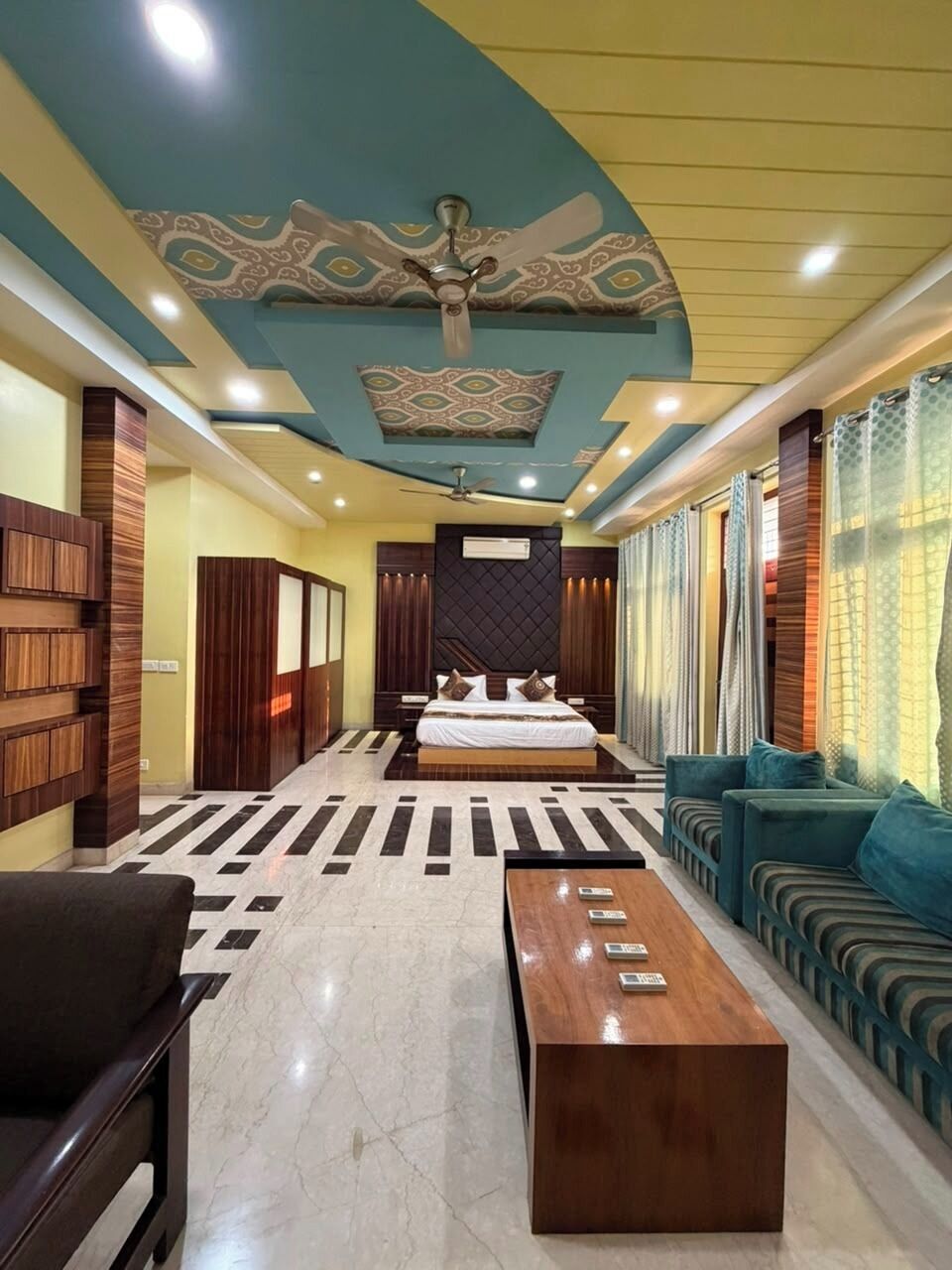 Suite
