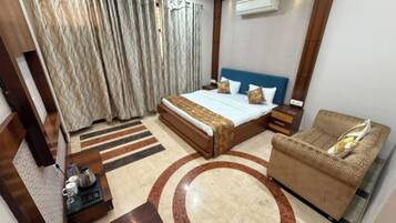 Deluxe Room | Bed sheets