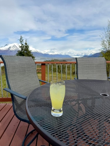 Knik Glacier view cabin