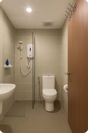 Studio, 1 Queen Bed | Bathroom - Kozi Square Kozi 9A (Kuching)