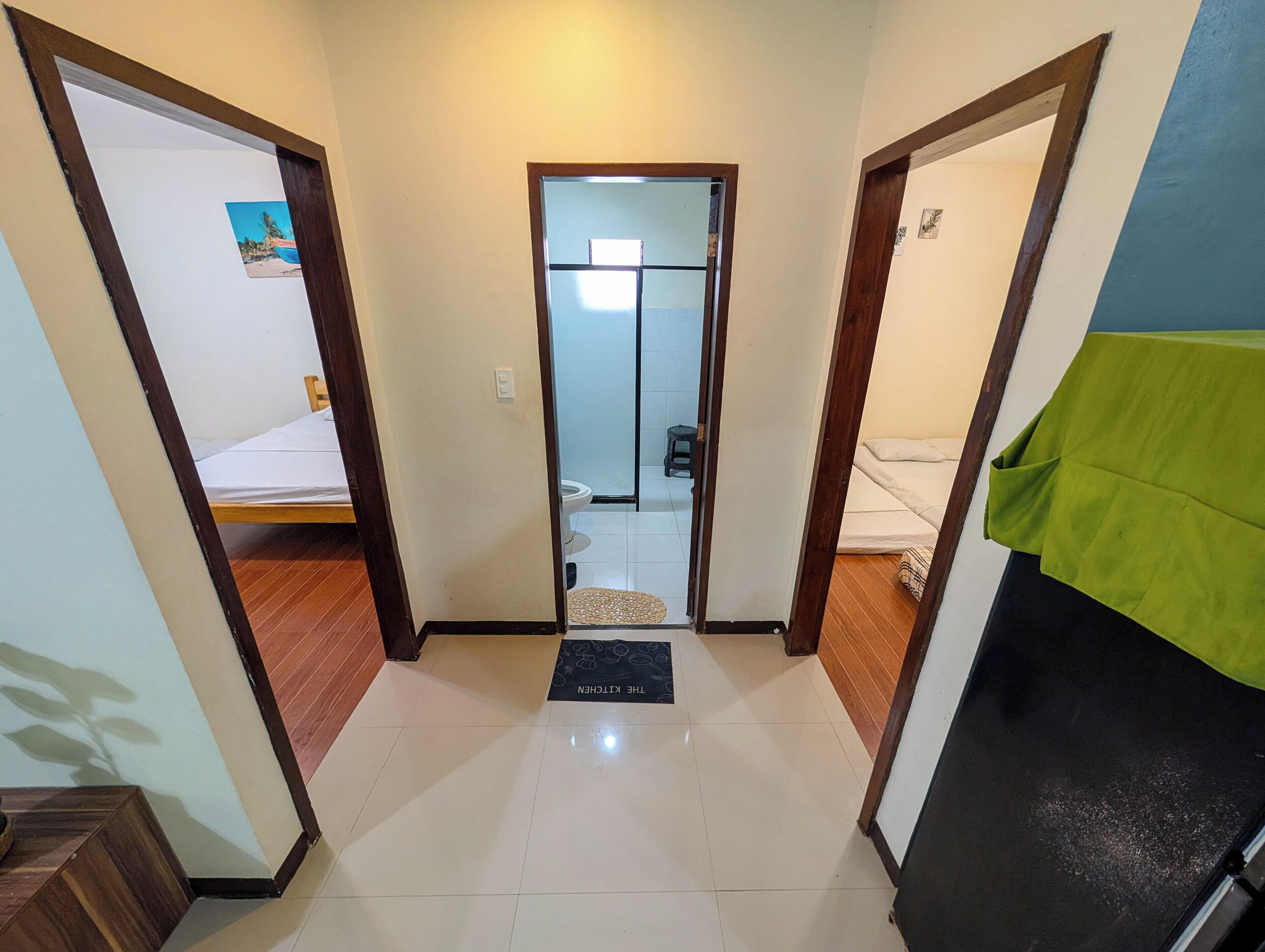Iron/ironing board, WiFi (free), bed sheets