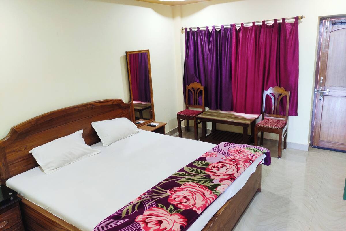 Standard Double Room | WiFi (free)