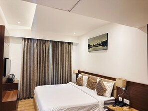 In-room safe, iron/ironing board (on request), WiFi (free) - M2N Hotel Aurelia Grand (Lucknow)