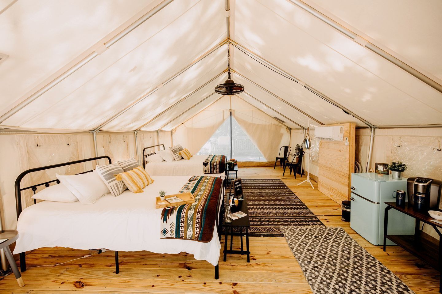 1 Schlafzimmer, Schreibtisch, WLAN, Bettwäsche