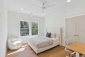 4 chambres, fer et planche à repasser, Wi-Fi, literie fournie