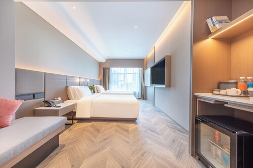 Atour Hotel, Hisense Plaza, May Fourth Square, Qingdao