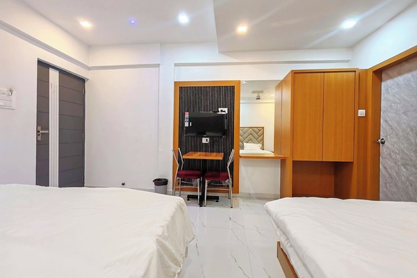 Family Double Room | Laptop workspace, WiFi (free)