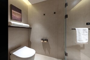 Free toiletries, hair dryer, towels, soap - AtourHotel MinjiangRoad (Qingdao)