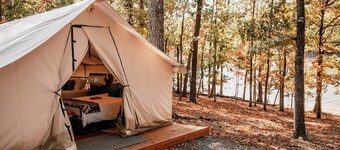 Cozy Safari Tent with Fire Pit & Peaceful Hammocks in Coker, Alabama