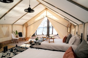 1 bedroom, desk, bed sheets