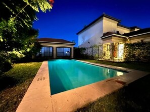Piscine extérieure