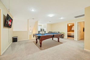 Game room - Great Location Spacious Open Floor Plan Pergola Pool Table Games 3,343 sqft (Spring)