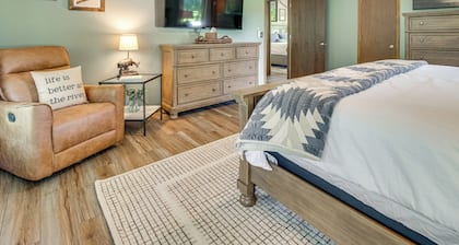 NEW Riverfront Trout Fishing White River Retreat!