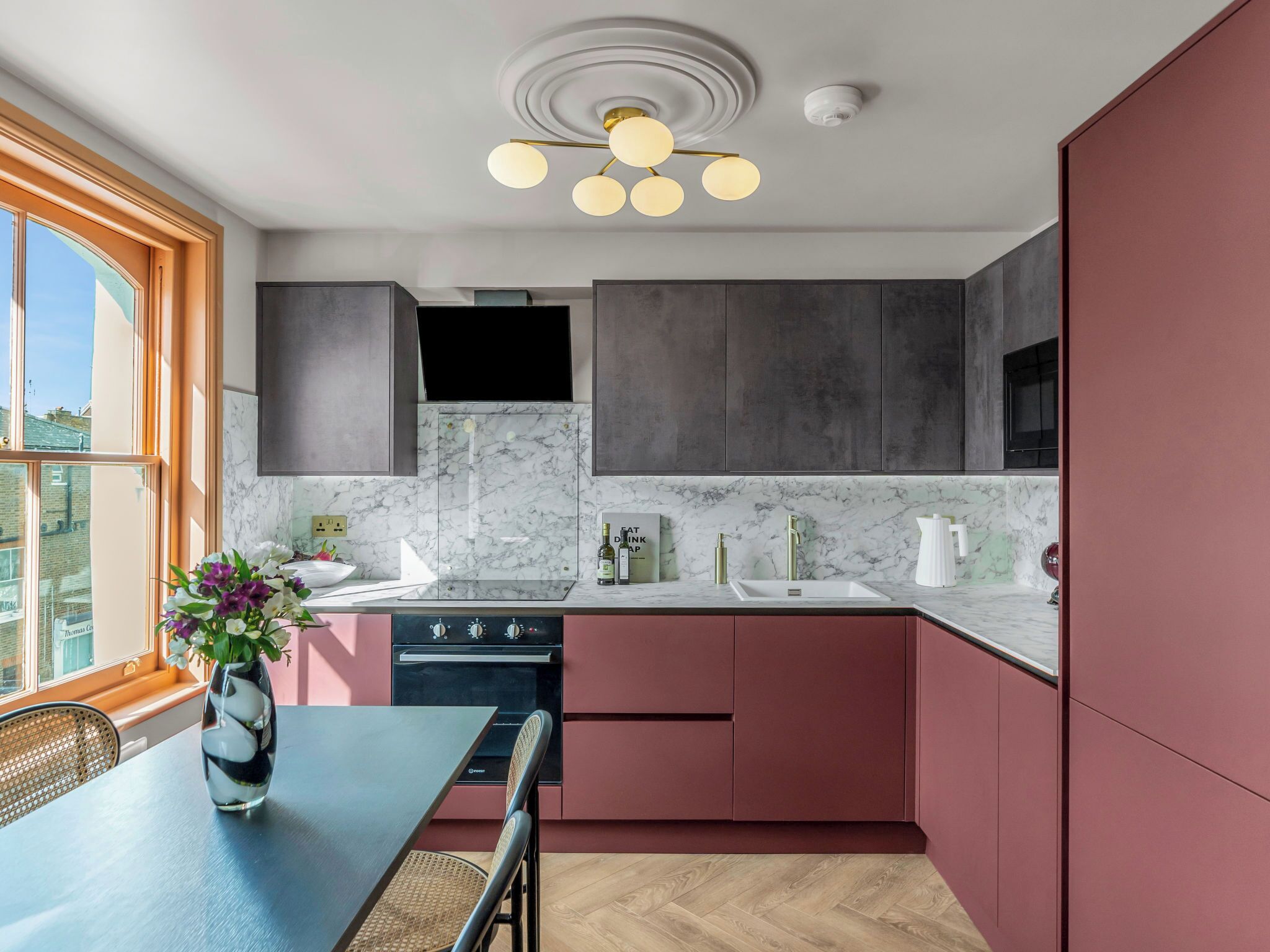 Fridge, microwave, oven, dishwasher