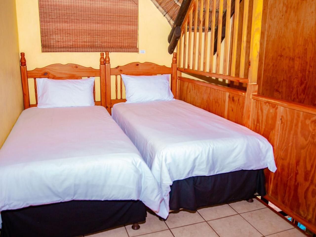 Standard Apartment | Iron/ironing board, WiFi (free)