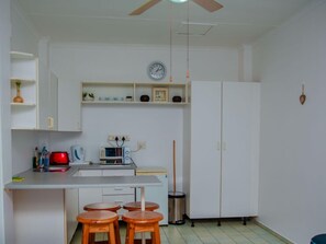 Căn hộ phong cách cổ điển | Bếp riêng