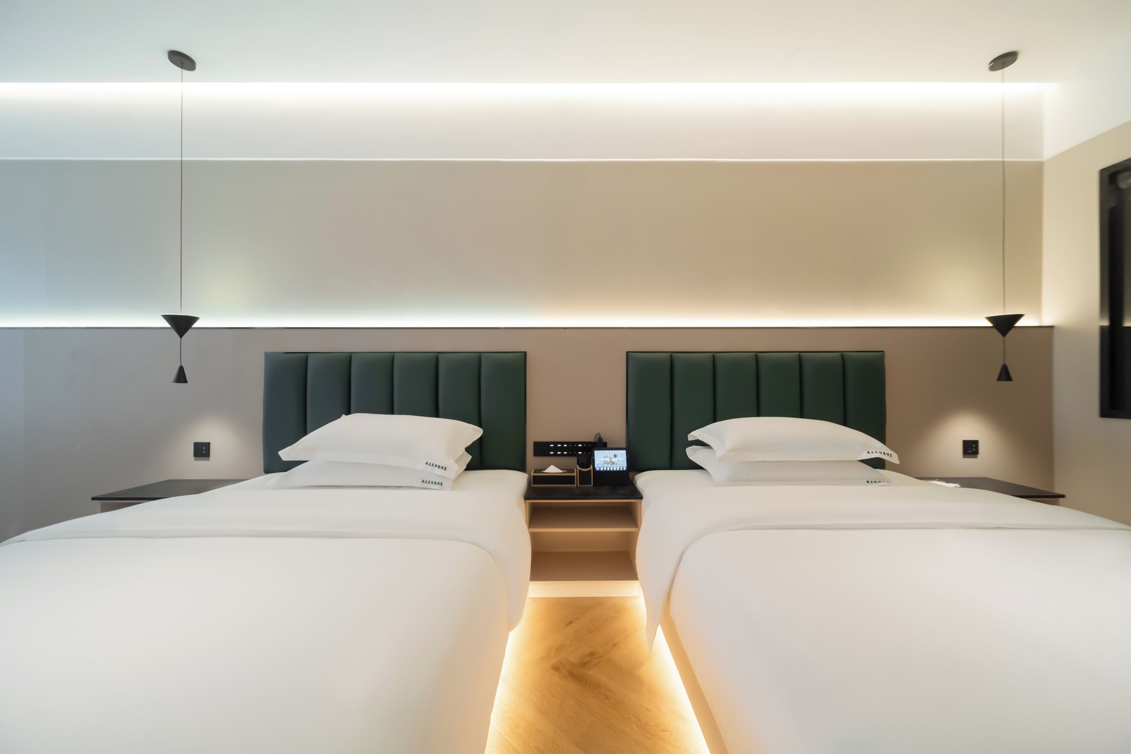 Quarto duplo elite, vista para a cidade | Roupas de cama premium, edredons de pluma, camas com colchões pillow-top