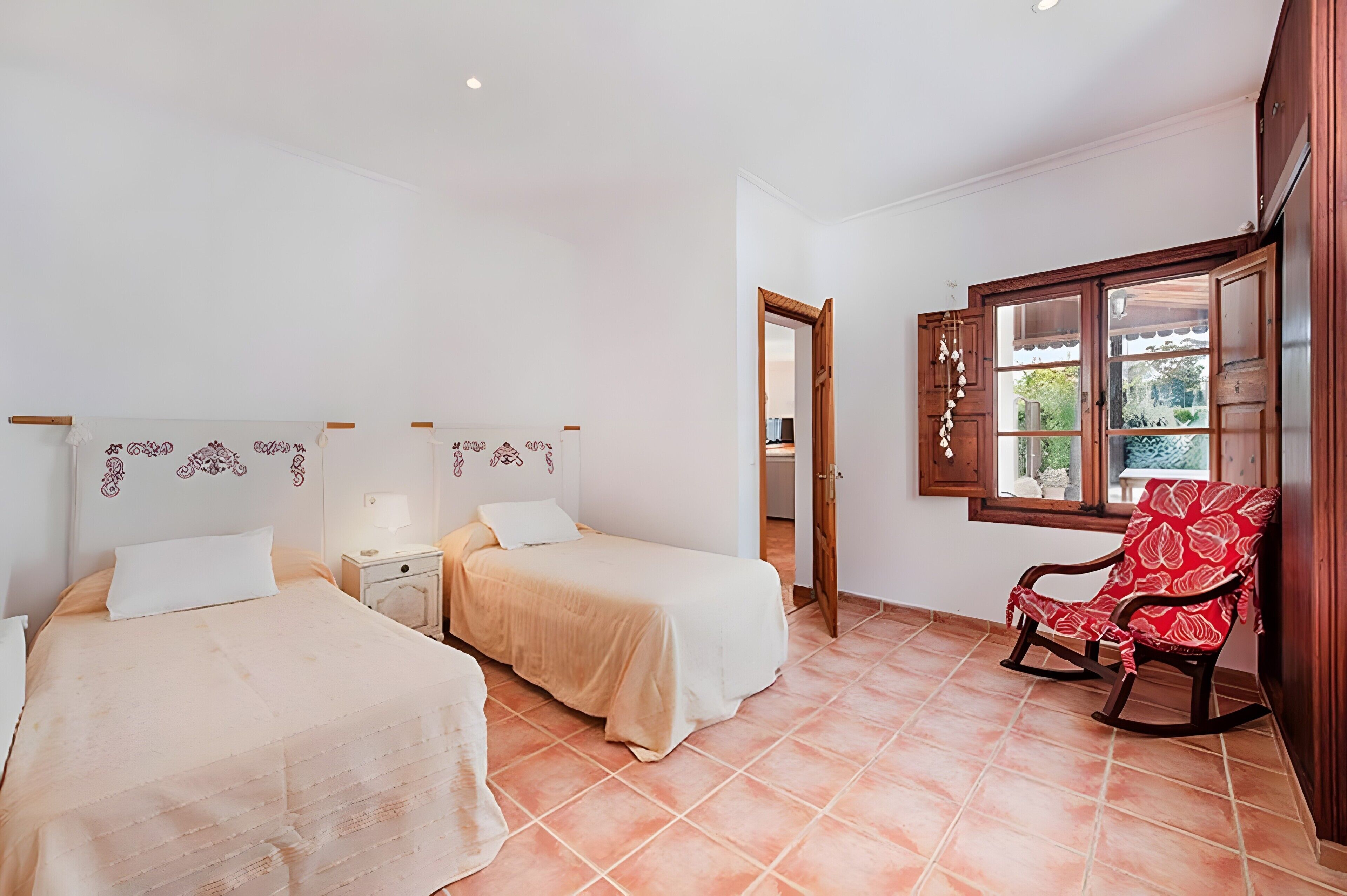 3 chambres, Wi-Fi, literie fournie