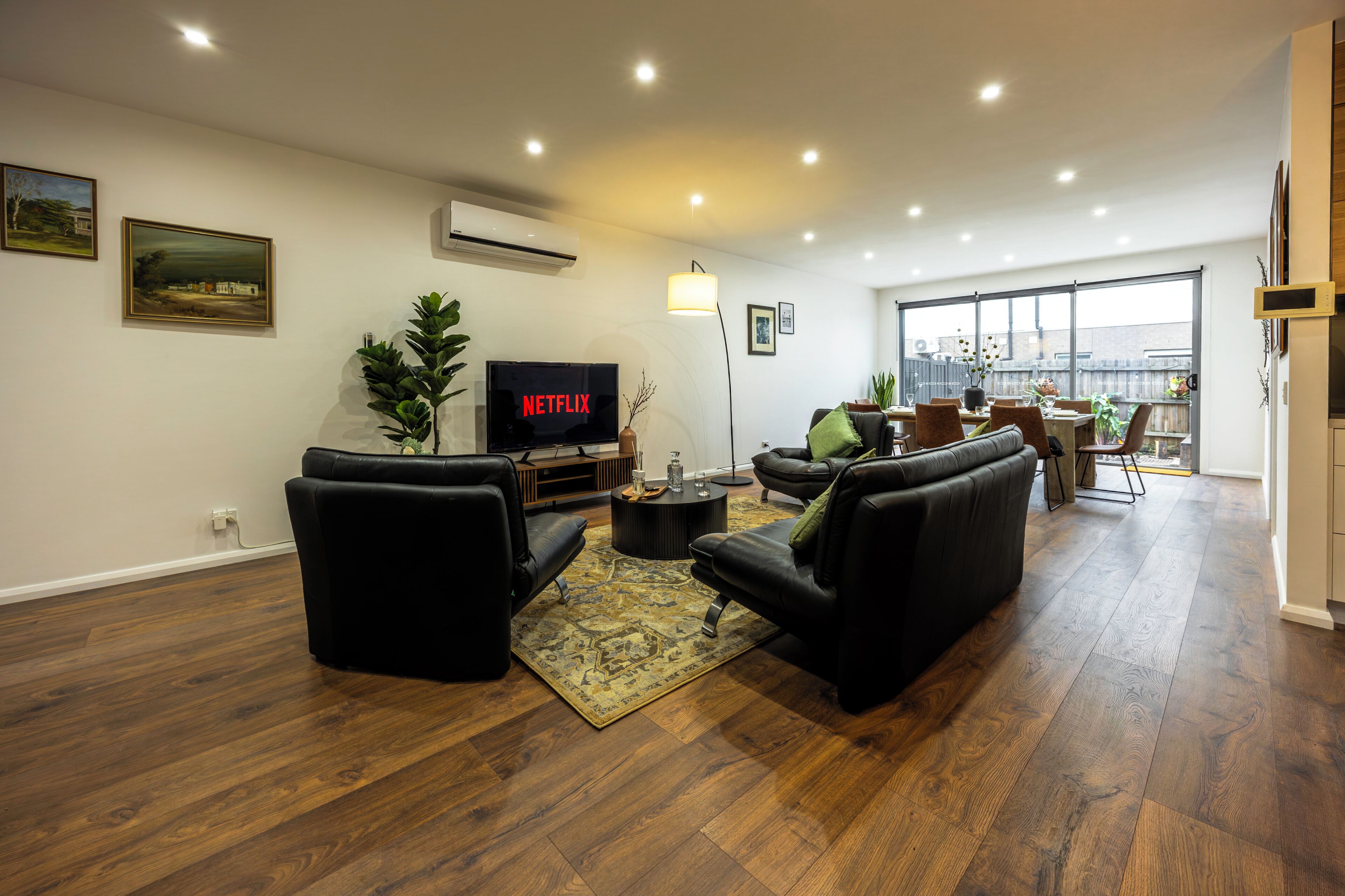 Smart TV, tenis de mesa y libros 