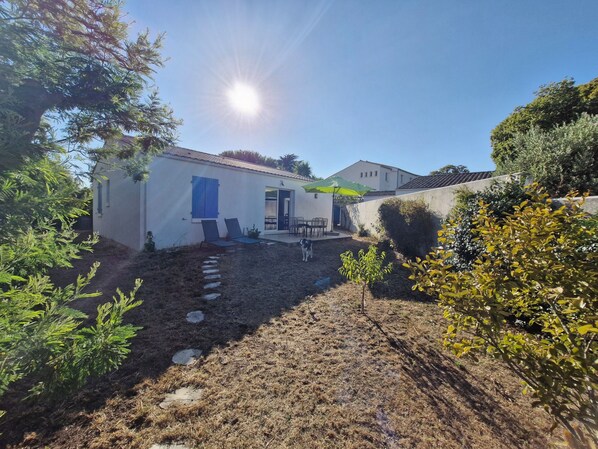 Property grounds - Vrbo Property (Saint-Georges-d'Oléron)