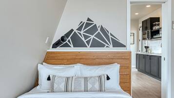 1 bedroom, desk, iron/ironing board, travel cot