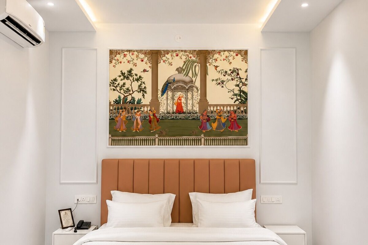 Shikhar - 4 Bedrooms with Jacuzzi