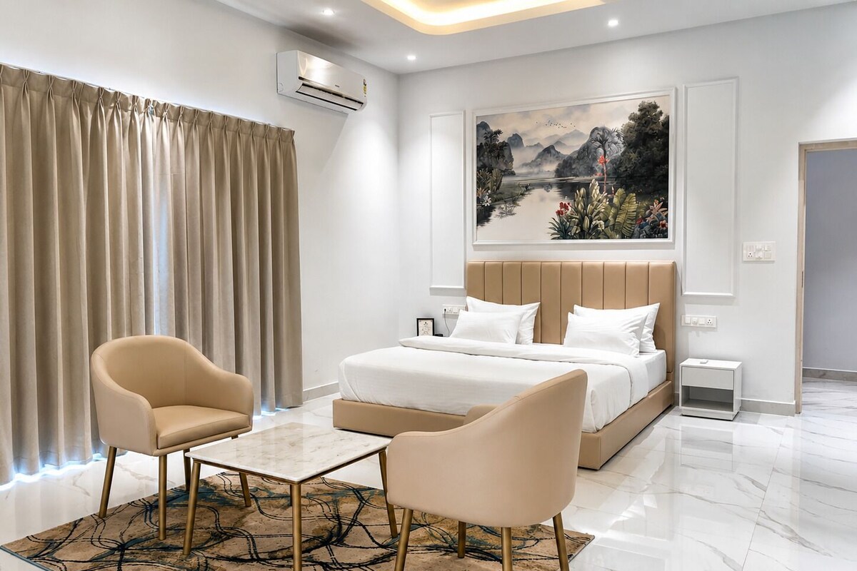 Darbar - 4 Bedrooms with Plunge Pool Access