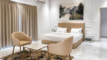 Darbar - 4 Bedrooms with Plunge Pool Access | Egyptian cotton sheets, premium bedding, down comforters