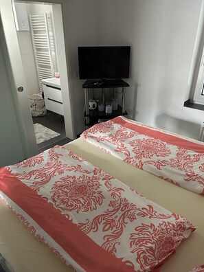 Room - Vrbo Property (Mülheim-Kärlich)