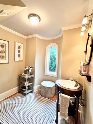 Bathroom - Davis Hill Manor - Luxury 6BR/5.5BA Home in Marietta near Atlanta, Georgia (Marietta)