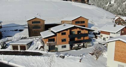Apartment 'Hus Obergrecht' with Mountain View, Balcony and Wi-Fi