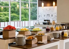 Breakfast area - d'primahotel Malioboro Yogyakarta (Yogyakarta)