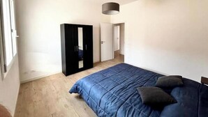 2 bedrooms, iron/ironing board, free WiFi, bed sheets - Villa Amurusa | 300 m from the sea, with a veranda, barbecue, and private garden (Mazara del Vallo)
