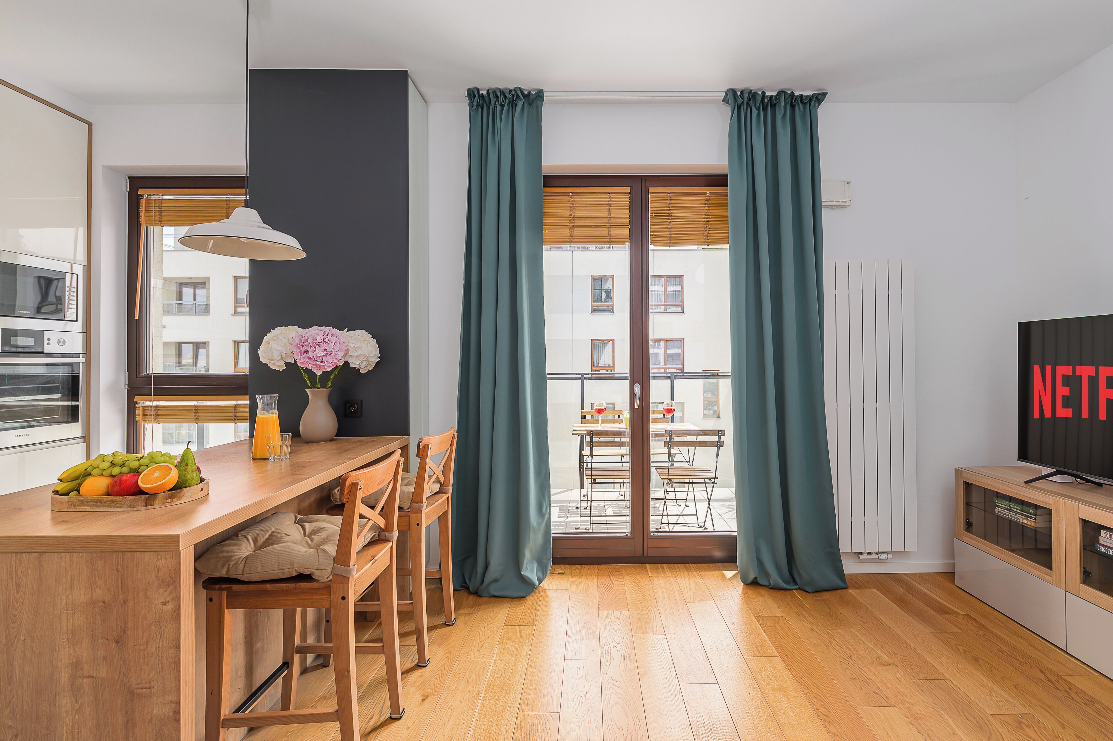 Ropa de cama de alta calidad y cortinas blackout 