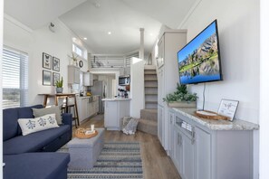 Living area - Modern and Inviting Tiny Home Retreat with Resort-Style Pool and Amenities Near Fredericksburg, TX (Fredericksburg)
