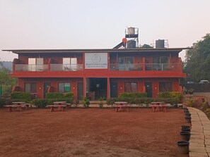 Ngoại thất