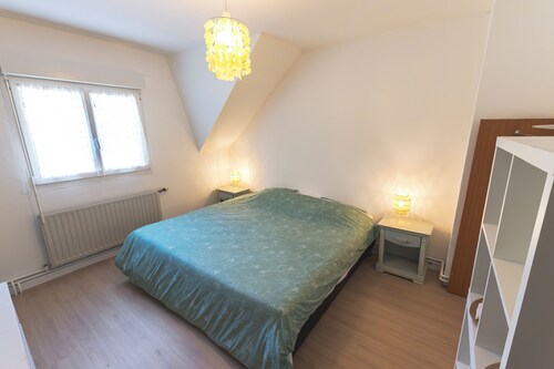 A Flemish Getaway, Cozy Atmosphere, Pool Table, Fireplace, Sleeps 8