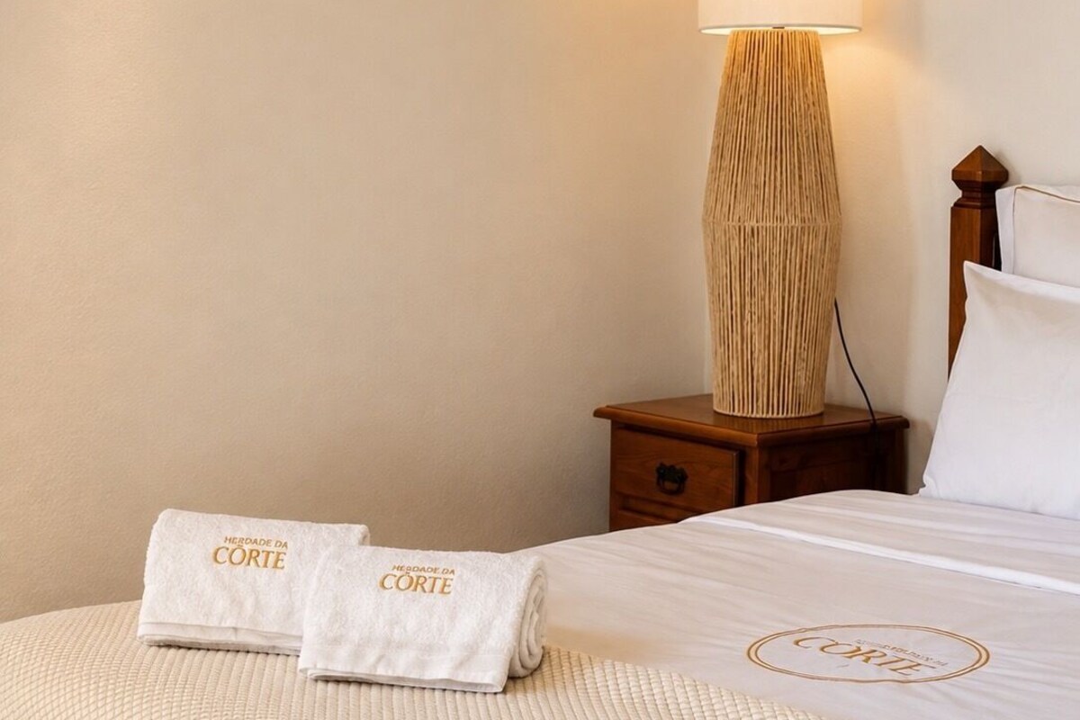Superior Room, Pool View | Blackout drapes, WiFi (free)
