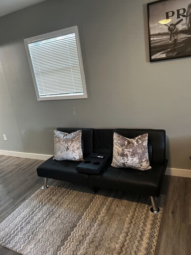ATL 1BR - Steps to State Farm Arena & Concerts