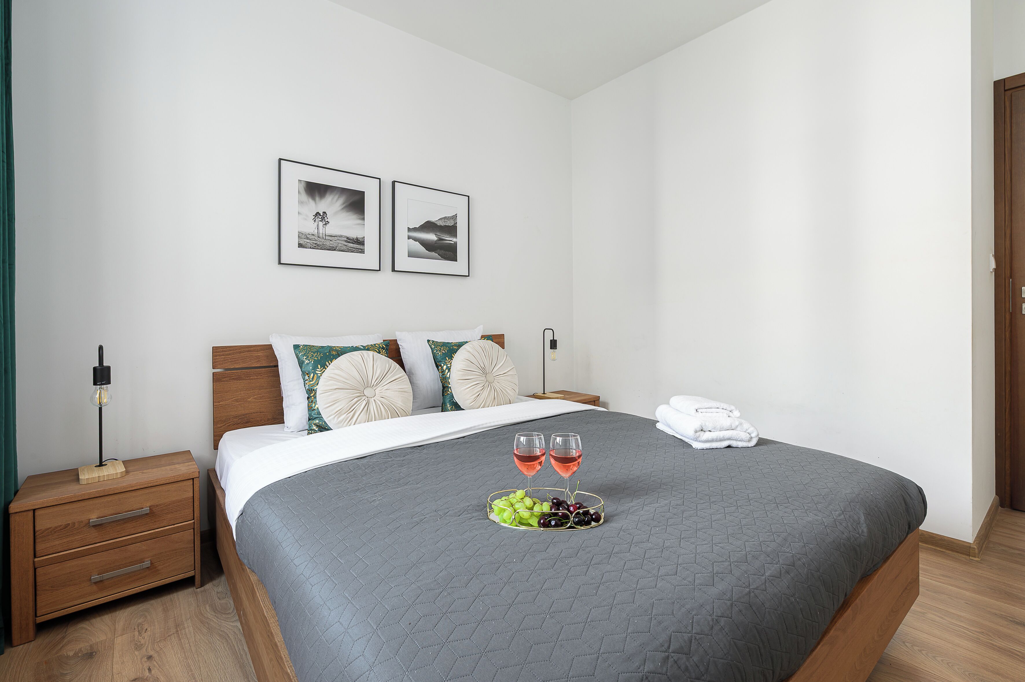 Deluxe Apartment, 2 Bedrooms, Courtyard View | Hypo-allergenic bedding, blackout curtains, soundproofing