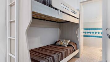 2 chambres, draps fournis