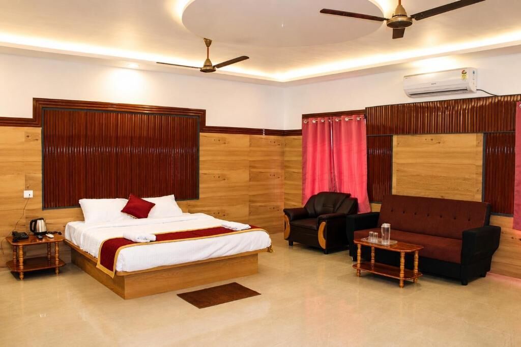 Deluxe Double Room, Patio, Mountain View | Desk, iron/ironing board, WiFi (free)