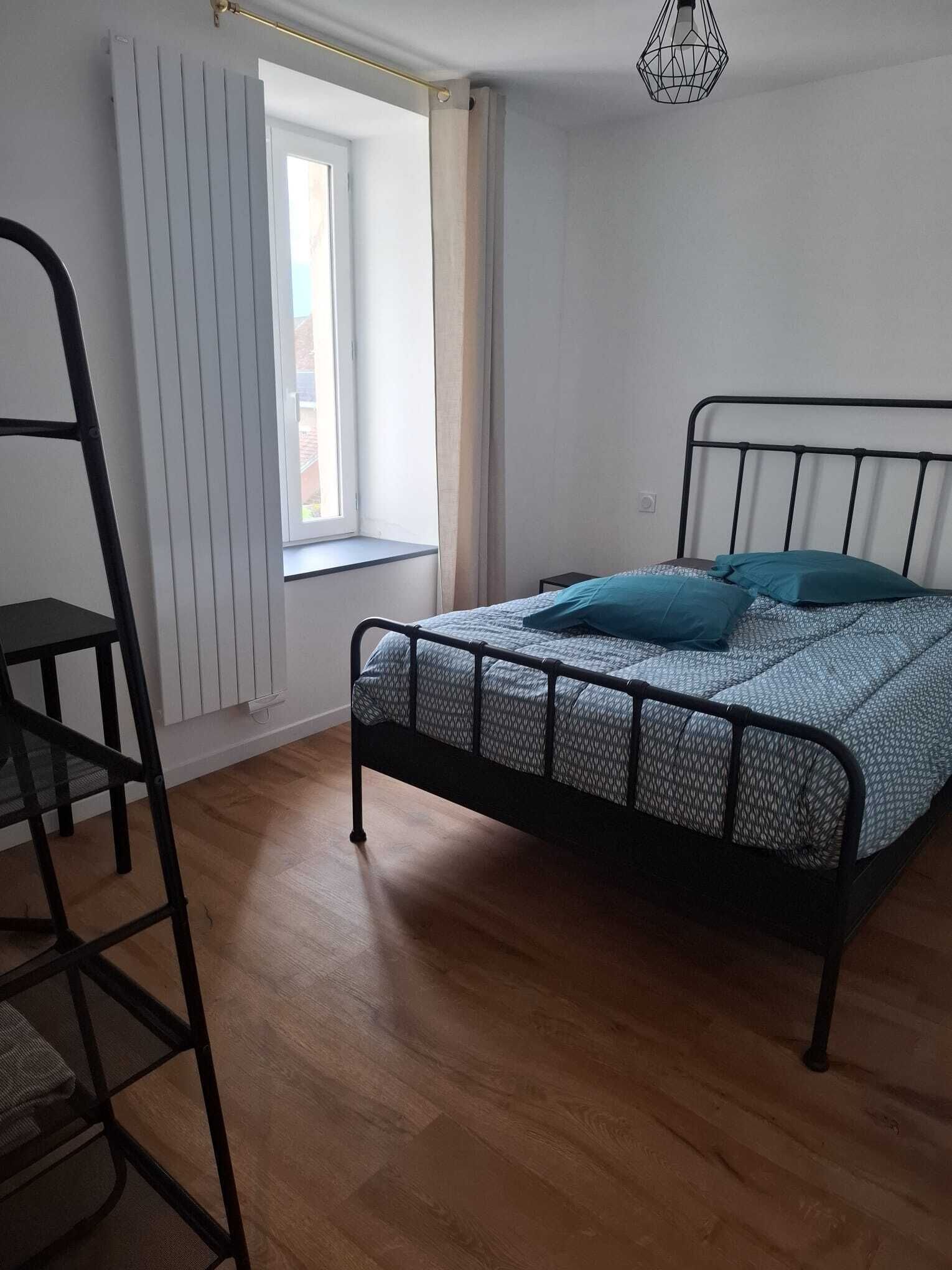 5 chambres, bureau, lit parapluie, Wi-Fi gratuit